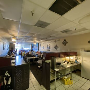 Bella Cucina Italian Family Restaurant - the dining area - Italian Near Me - Sun City Center, Florida