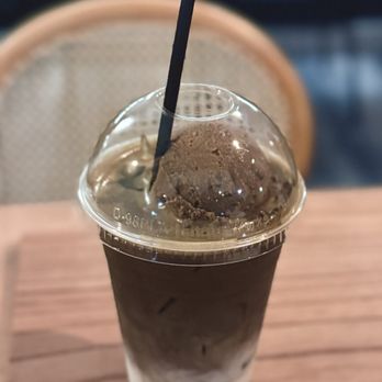 Cha To Gelato Zen - Hojicha Latte with HojichaChoco gelato - Gelato Near Me - Honolulu, Hawaii