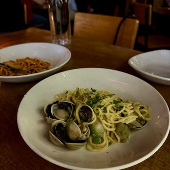 UOVO | Pasadena - Vongole - Italian Near Me - Pasadena, California