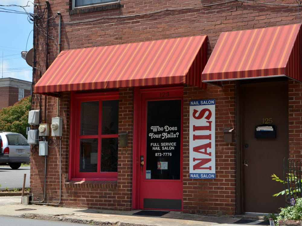 WHO DOES YOUR NAILS 123 Landmark Aly, Statesville, North Carolina