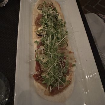 Arethusa al tavolo - Potato and Blue Cheese Flatbread - New American Near Me - Bantam, Connecticut