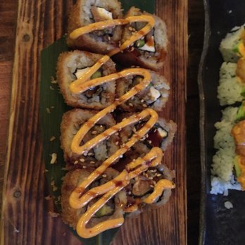 Pubbelly Sushi Brickell - Crispy salmon roll - Sushi Bars Near Me - Miami, Florida Pubbelly Sushi Brickell - Crispy salmon roll - Sushi Bars Near Me - Miami, Florida