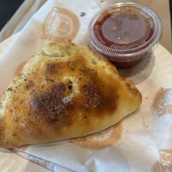 Me-n-Ed’s - Mini Calzone - Pizza Near Me - Clovis, California Me-n-Ed’s - Mini Calzone - Pizza Near Me - Clovis, California