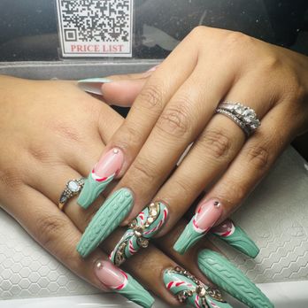 Fashion Nails & Spa - Christmas Design - Nail Salons Near Me - Winchester, California Fashion Nails & Spa - Christmas Design - Nail Salons Near Me - Winchester, California