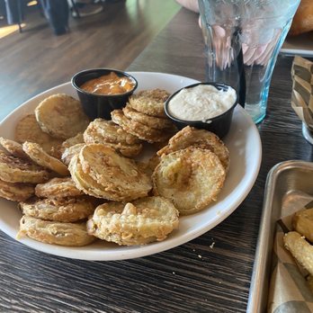 Lock 29 Mont Clare - Fried pickles app - American Near Me - Mont Clare, Pennsylvania