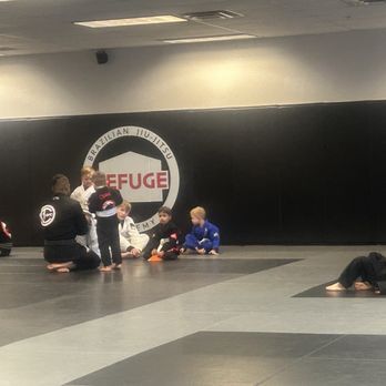 Refuge Brazilian Jiu Jitsu Academy - Mighty Mites (Ages 4-6) - Brazilian Jiu-jitsu Near Me - Phoenix, Arizona Refuge Brazilian Jiu Jitsu Academy - Mighty Mites (Ages 4-6) - Brazilian Jiu-jitsu Near Me - Phoenix, Arizona