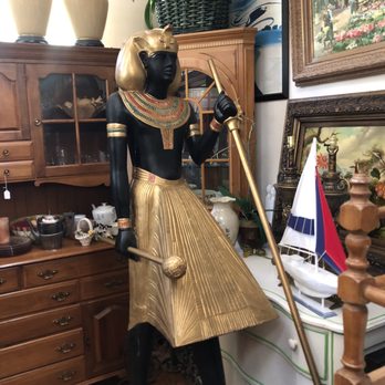 Chuckles Favorite Things - Antiques Near Me - Hobe Sound, Florida