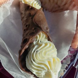 Chocolate covered cannoli Large