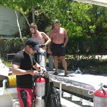 Diving In Dive Charters - Scuba Diving Near Me - Pensacola, Florida