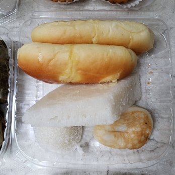 Dim Sum King - Baked coconut bun, 4/5; Sweet white cake, 4/5; Peanut mochi, 4/5; Red bean mochi, 5/5. IG: @take.a.bite.with.me - Dim Sum Near Me - Seattle, Washington Dim Sum King - Baked coconut bun, 4/5; Sweet white cake, 4/5; Peanut mochi, 4/5; Red bean mochi, 5/5. IG: @take.a.bite.with.me - Dim Sum Near Me - Seattle, Washington
