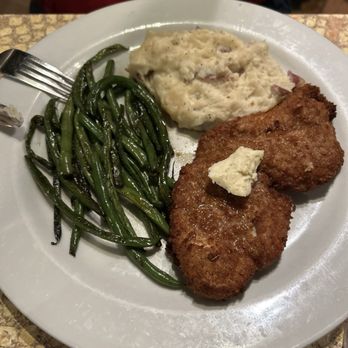 The Rock House Eatery - Caterers Near Me - Guntersville, Alabama The Rock House Eatery - Caterers Near Me - Guntersville, Alabama