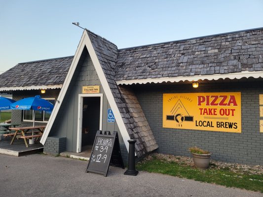 Empire Village Inn by null