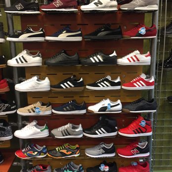Journeys - Shoe Stores Near Me - MILPITAS, California Journeys - Shoe Stores Near Me - MILPITAS, California