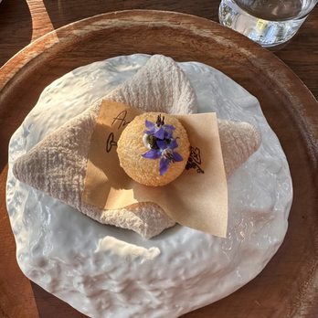 Animalón - Cheese puff. - Signature Cuisine Near Me - Ensenada, BCN