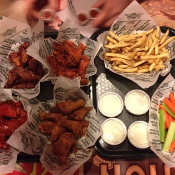 Wingstop - 4 different kinds of wings! Soo good! - Chicken Wings Near Me - Mentor On The Lake, Ohio