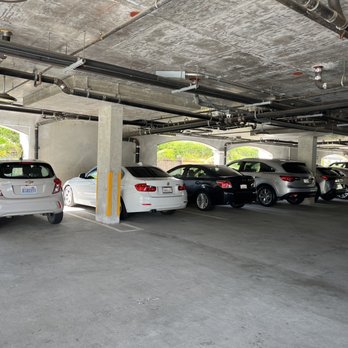 La Playa Inn - Covered parking is available - Hotels Near Me - Santa Barbara, California La Playa Inn - Covered parking is available - Hotels Near Me - Santa Barbara, California