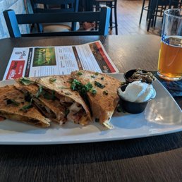 Plentiful food (chicken quesadilla), if a bit boring.