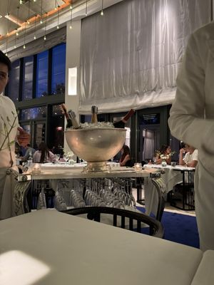 Mr Chow by null