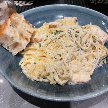 Makers Union - Alfredo Pasta with chicken - New American Near Me - Washington, DC, District of Columbia