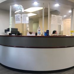Broadway Family & Cosmetic Dentistry - Reception Desk