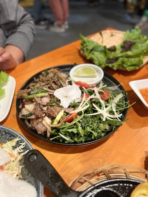 Mẹ Và Con Vietnamese Kitchen by null