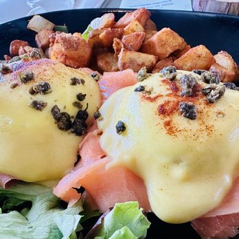 Pilot Light - My one n only Bennie with smoked salmon and potatoes cooked to perfection. Mmmm good - Breakfast & Brunch Near Me - Half Moon Bay, California