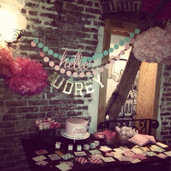 Ele Makes Cakes - Cake was the masterpiece of the decor! - Custom Cakes Near Me