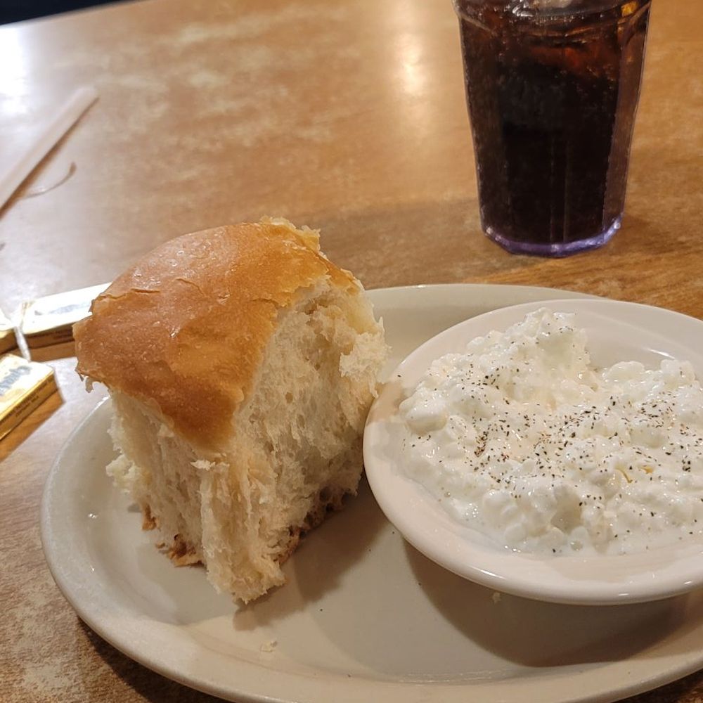 1/1/25 Substitute salad for cottage cheese big dinner roll Diet Pepsi. 1/1/25 Substitute salad for cottage cheese big dinner roll Diet Pepsi.