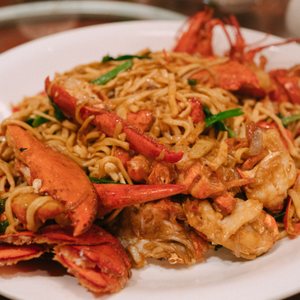 Uncle Lou 快樂人 on Yelp