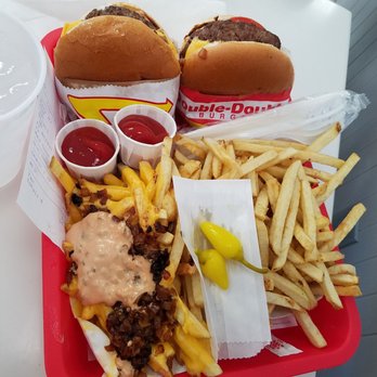 In-N-Out Burger - Goodness on a red tray - Burgers Near Me - Indio, California In-N-Out Burger - Goodness on a red tray - Burgers Near Me - Indio, California