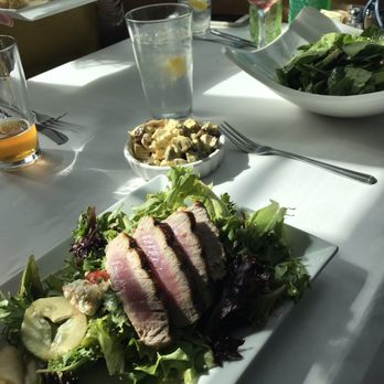 The SaltBox Cafe - Seared tuna on the Mediterranean Salad - New American Near Me - Kill Devil Hills, North Carolina