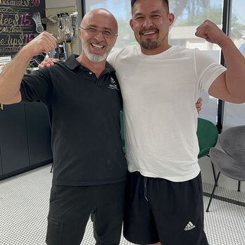 Uptown Barbershop - Push up challenge - Barbers Near Me - Phoenix, Arizona Uptown Barbershop - Push up challenge - Barbers Near Me - Phoenix, Arizona