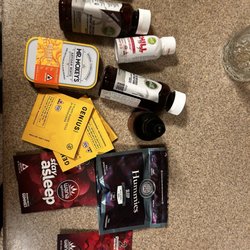 Herbwell Cannabis - Genius Pills, Spectrum Gummies, Artisan Mints, THC infused syrup tincture
