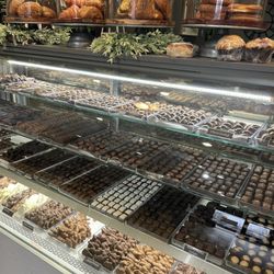 Winans Chocolates + Coffees - Chocolate and pastries