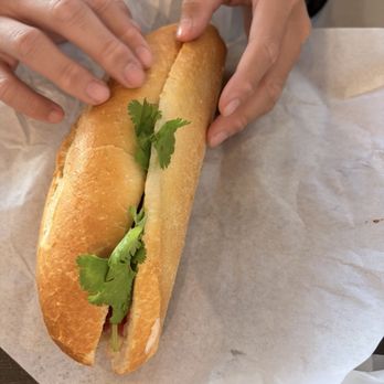 Banh Mi Che Cali - Vietnamese Near Me - Westminster, California