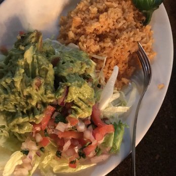 La Hacienda - Guacamole Salad - Mexican Near Me - Newnan, Georgia La Hacienda - Guacamole Salad - Mexican Near Me - Newnan, Georgia