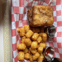 Hansel and Griddle - Monte Cristo Sandwich with jelly and tater tots