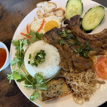 Diamond Pho - Vietnamese Near Me - Enterprise, Nevada