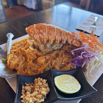 Amazing Siam Thai Restaurant - Lobster Pad Thai lobster tail - Thai Near Me - Chatsworth, California Amazing Siam Thai Restaurant - Lobster Pad Thai lobster tail - Thai Near Me - Chatsworth, California