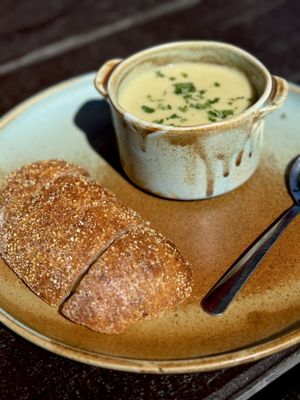 Piccadilly Grace South Pasadena by null