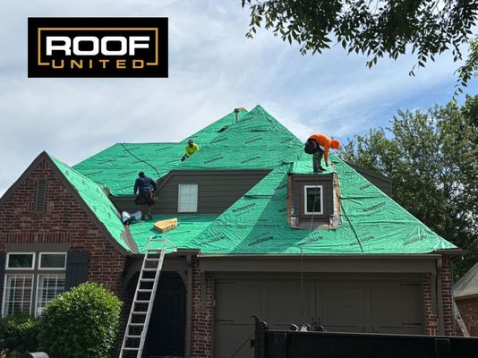 Roof United