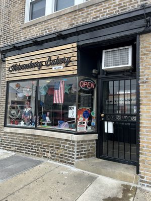 Holmesburg Bakery by null