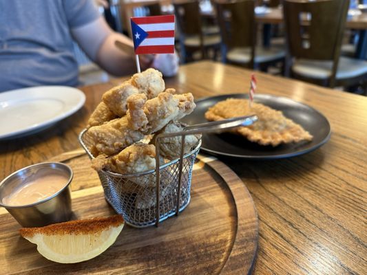 El Caribeño Puerto Rican Restaurant by null