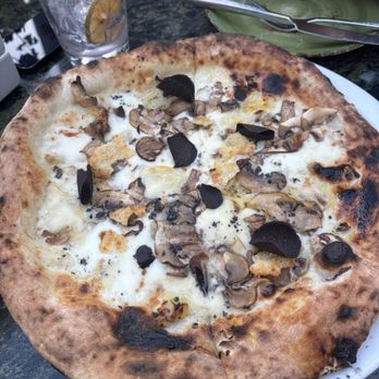 Settecento - Truffle pizza - Italian Near Me - Los Angeles, California