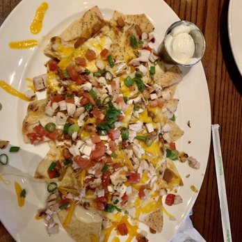Hard Rock Cafe - Classic nachos with chicken - American Near Me - Pigeon Forge, Tennessee