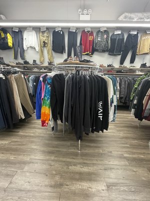 Crossroads Trading by null