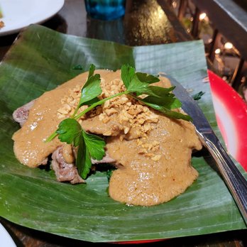Sweet Basil Thai - Thai Near Me - Berkeley, California