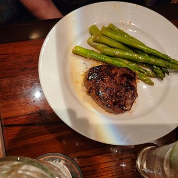 LongHorn Steakhouse - Sirloin 6oz - Steakhouses Near Me - Gallatin, Tennessee LongHorn Steakhouse - Sirloin 6oz - Steakhouses Near Me - Gallatin, Tennessee