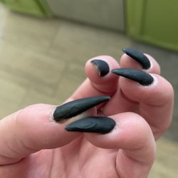 Signature Nails & Spa