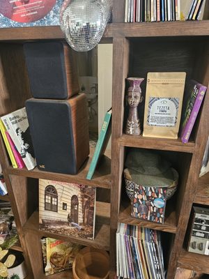 De La Playa Records & Leisure by null